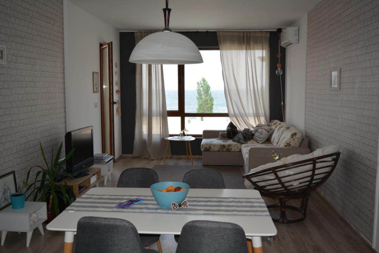 East From Paradise Apartment 瓦爾納 外观 照片